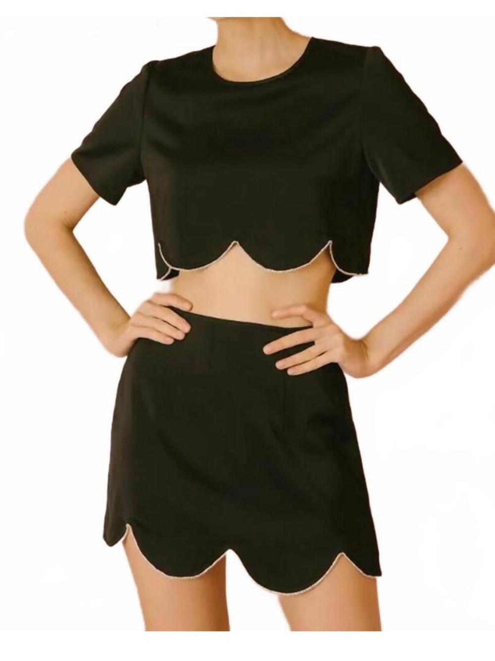 Storia Black Rhinestone Scallop Hem Crop Top Short Sleeve Size Large